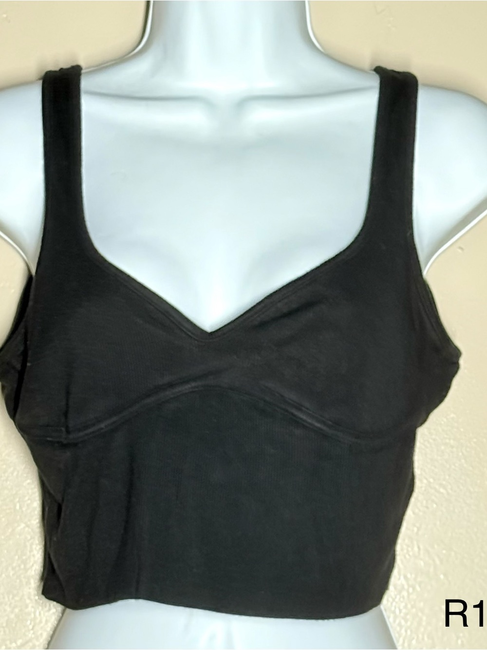 Love Tree Black Ribbed Bust-Seamed Crop Tank